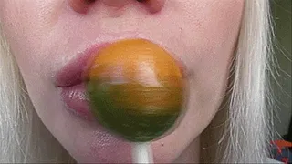 A BIG CANDY CAN'T FIT IN YOUR MOUTH!