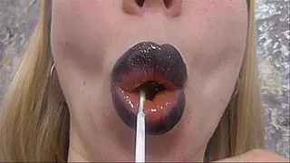 REQUEST SUCKING WITH ALIEN WRINKLED LIPS OF A BIG LOLLIPOP!