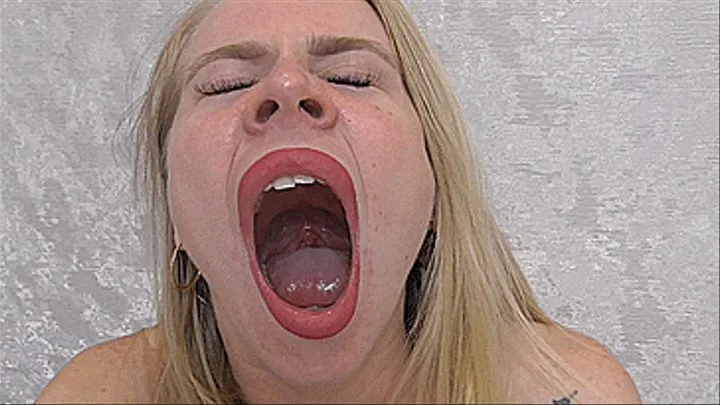 BIG OPEN MOUTH!OOOOOOO