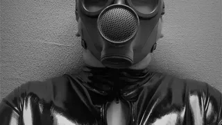 Mistress Wilamena and The Belgian M51 respirator gas mask