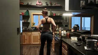 Kitchen Milf