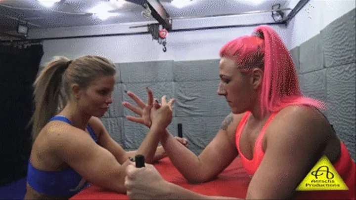 Armwrestling Sheena vs KatMax