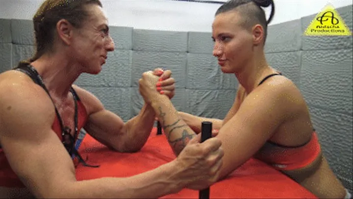 Armwrestling Iron vs Zara