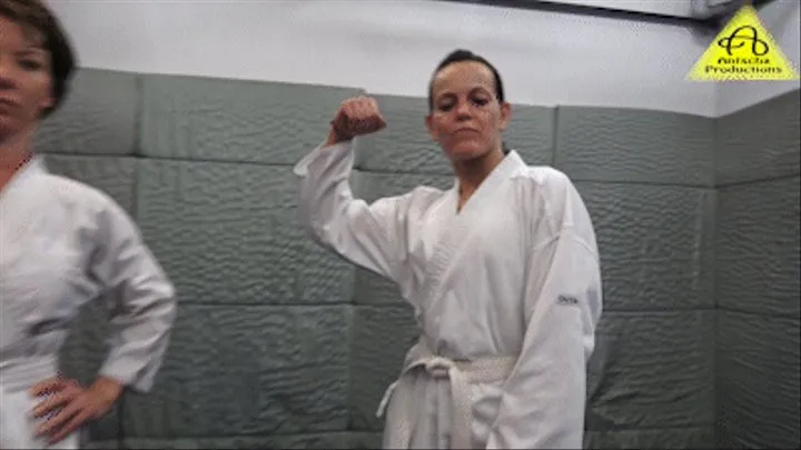 Zsuzsa vs Kim judo gi match