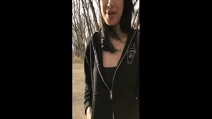 PUBLIC PISSING: BFFS FLASH, TWERK & PEE ON OUTDOOR HIKING TRAIL