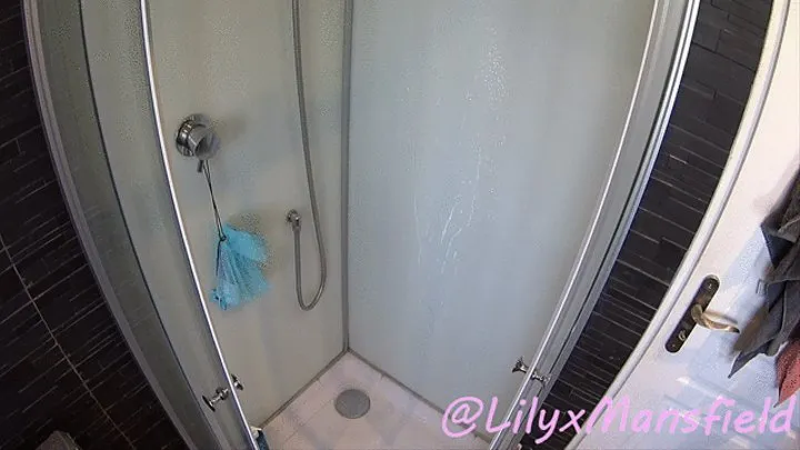 Voyeur Shower With Lily