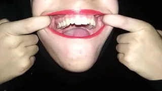 Show my teeth and my mouth