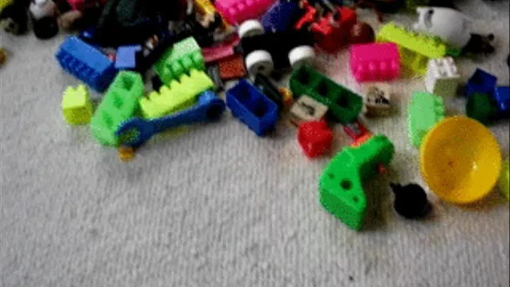 Sveta destroys Lego barefoot