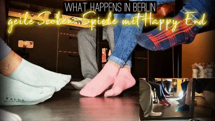 What happens in Berlin: geile Socken-Spiele mit Happy End