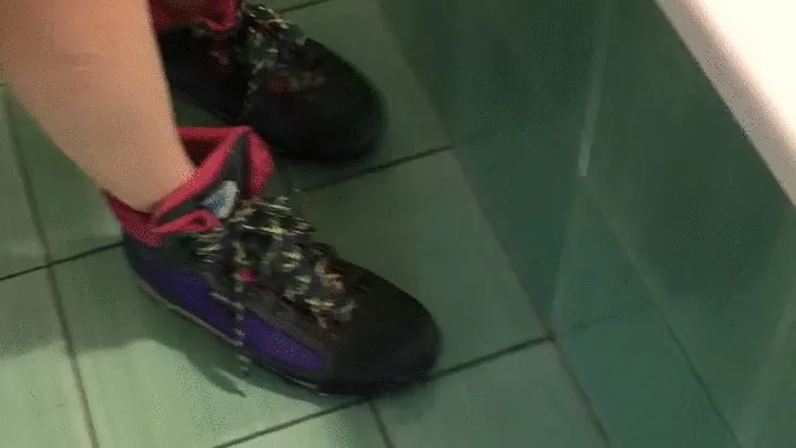 Dasha trekking boots take a bubble bath after a long day hiking in the mud!!