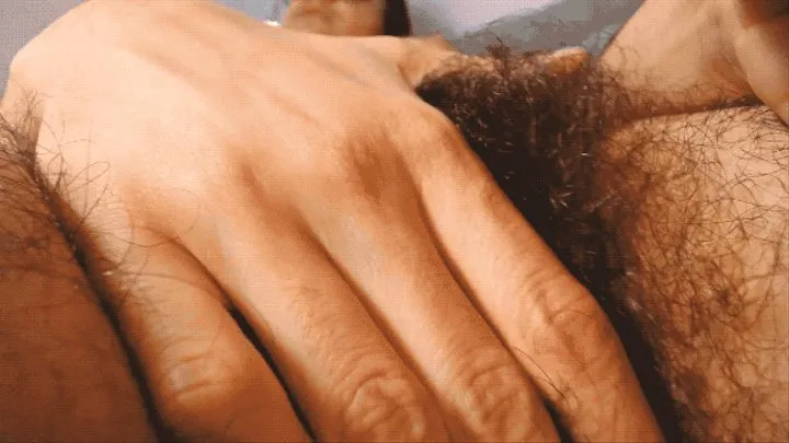 Hairy Pussy & Clit Stroking XXXtreme Closeup