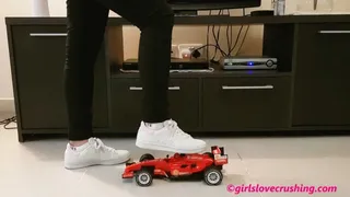 Analyn 30 - Crushing F1 Car 2