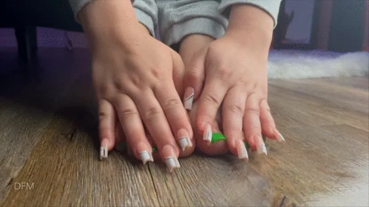 "Sweetie Green Toes and Sexy Hands"