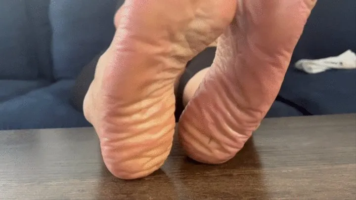 "Deeply Wrinkles sole Tease"