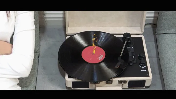 YT1414 The Secret Of Phonograph