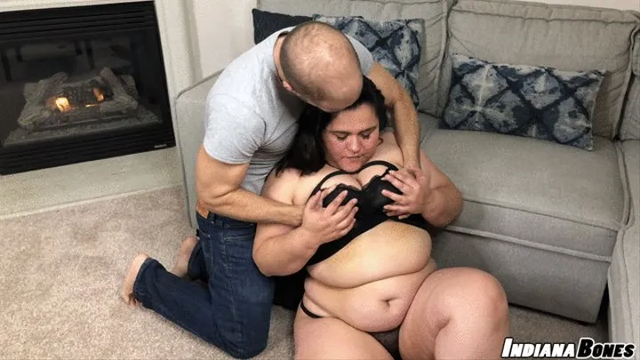 BBW Karla Lane Sloppy Blowjob