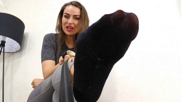 Mistress Anfisa - This foot stink is your fault!