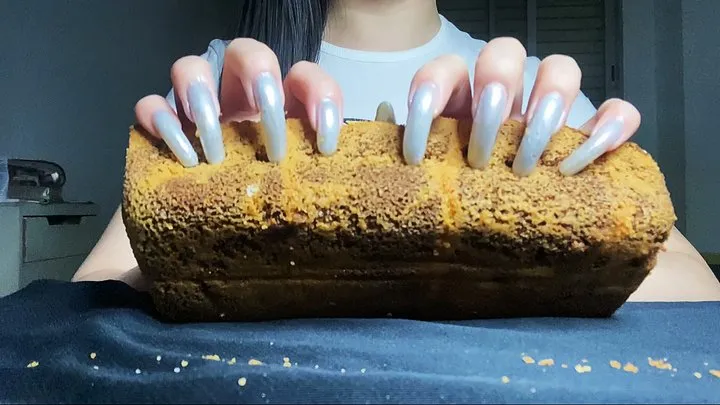 #3 - Destroy Chocolate Cake with my Long Natural Nails