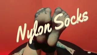 NYLON SOCKS