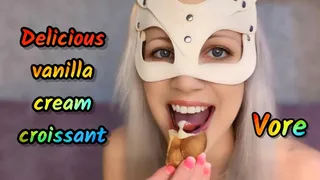 VORE: Mia's Mimi delicious vanilla cream croissant( )