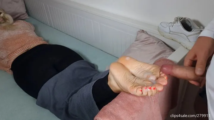 Hotel Waitress and Sticky Feet