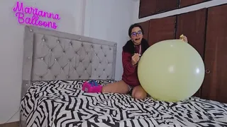 MOUNT YOUR BALLOON STUCK TO THE INFLATION MACHINE