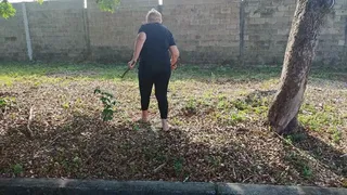 Scratching my feet and body from cleaning up grass (1)