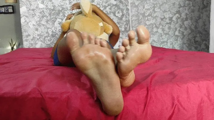 New beautiful and wrinkled soles of feet (5)