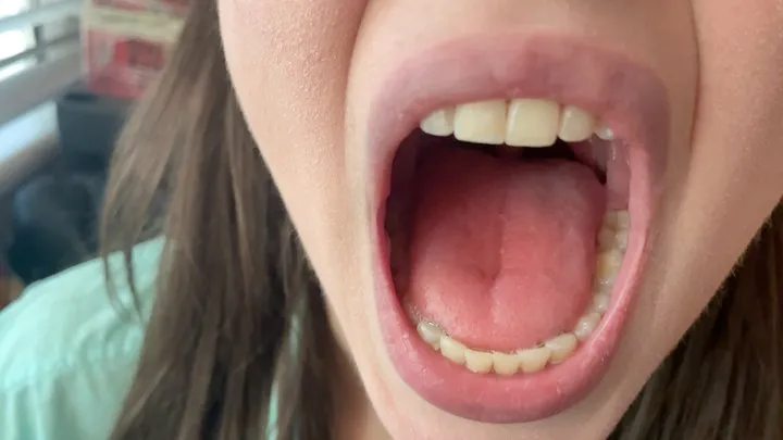 College Girl Mouth Fetish Close Up