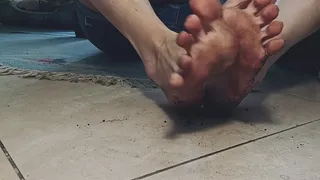 I know how much you love my dirty feet!