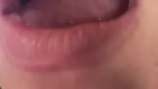 Lexi Gummy Swallow