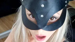 Anja did solo masturbation in Catwoman mask, she plays dildo with pleasure