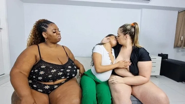 Kiss dispute Part 3 By Britney Hunter, Thammy BBW and Bella Belly Cam By Aline