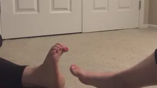 Toe wrestling