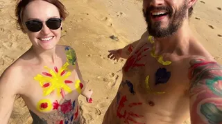 NAKED BODY PAINTING ON PUBLIC BEACH - wet and massy video with painting outdoor, naked couple on a beach