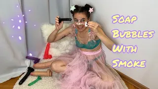 LITTLE FAIRY HAS FUN BURST MAGIC BUBBLES