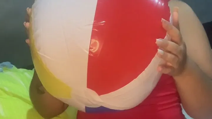 Sensually inflating beach ball 51cm