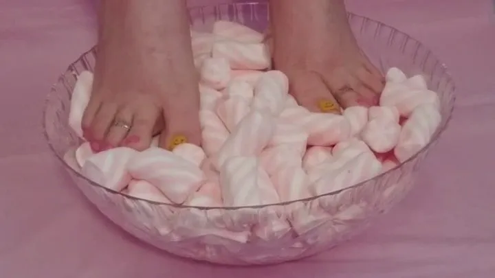 KinkyMissPinky's Feet Food Pussy