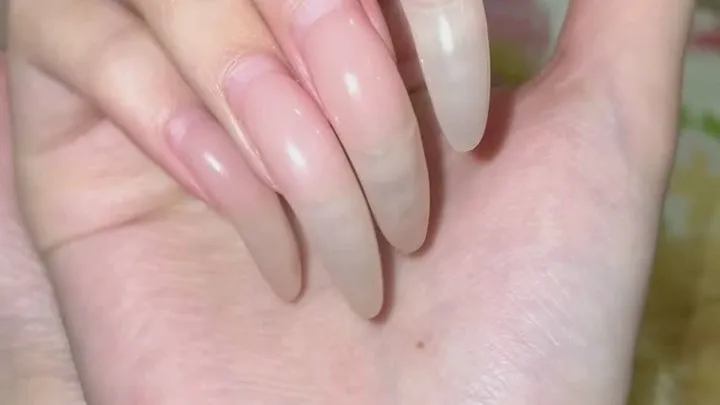 #97 - Long nails on fur