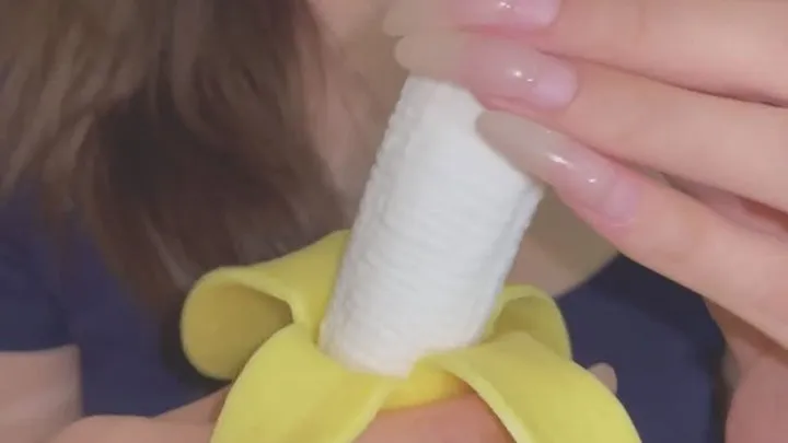 #17 - Using natural nails on toy banana