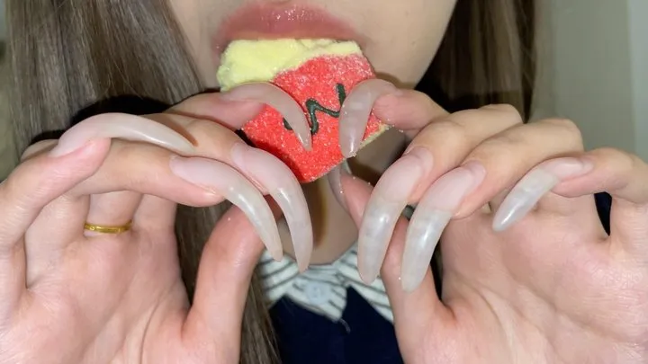 #161 - Eating candy with shiny lips and nails