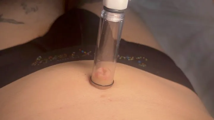 Bellybutton sucking to an outie and pulling Navel with a nippleclamp