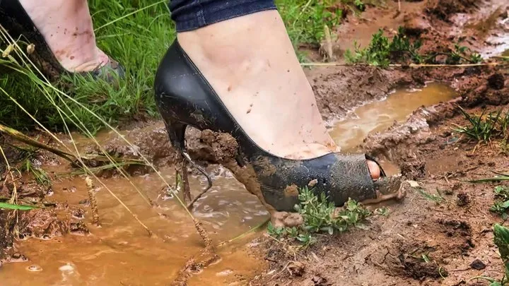 Iren Vartik High Heels FULL Destruction, High Heels in Mud, RUINED High Heels, Wet High Heels, Messy Shoes