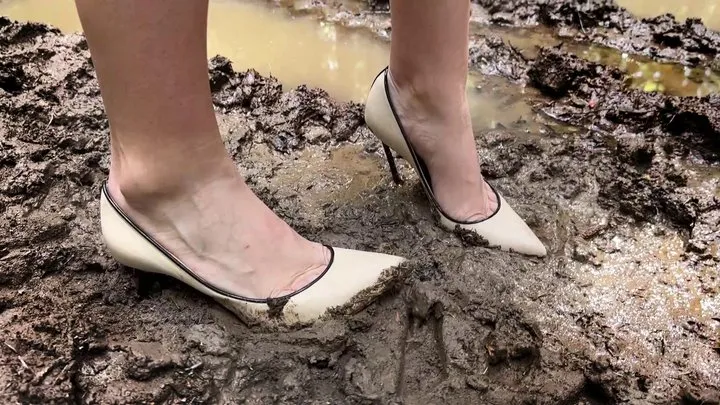 Casadei Blade in the forest, muddy high heels, high heels sinking, high heels in mud