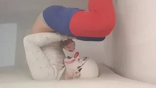 Clown Cumming in own mouth and swallowing his own sperm