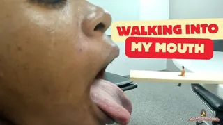 Giantess Crew - Mirandha - Walking into my mouth