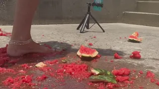 Watermelon crush in real time and slow motion