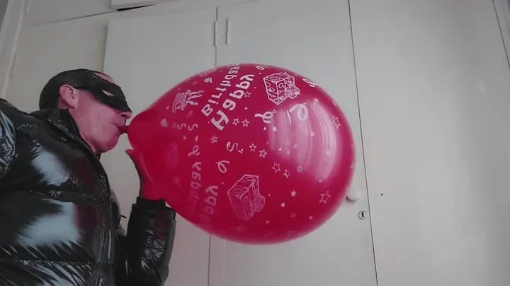 Red Happy Birthday balloon b2p