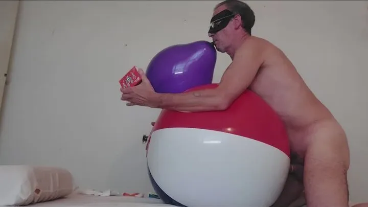 Beach ball cum & balloons