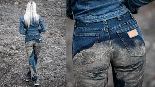 Muddy walk - Mud fun in my Vintage Wrangler Western Cowgirl Bootcut Jeans